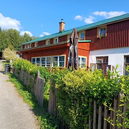 Prazova Bouda Hotel Dobre Luaran gambar