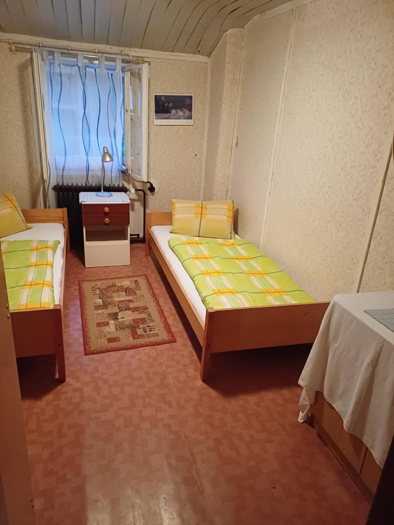 Prazova Bouda Hotel Dobre Luaran gambar