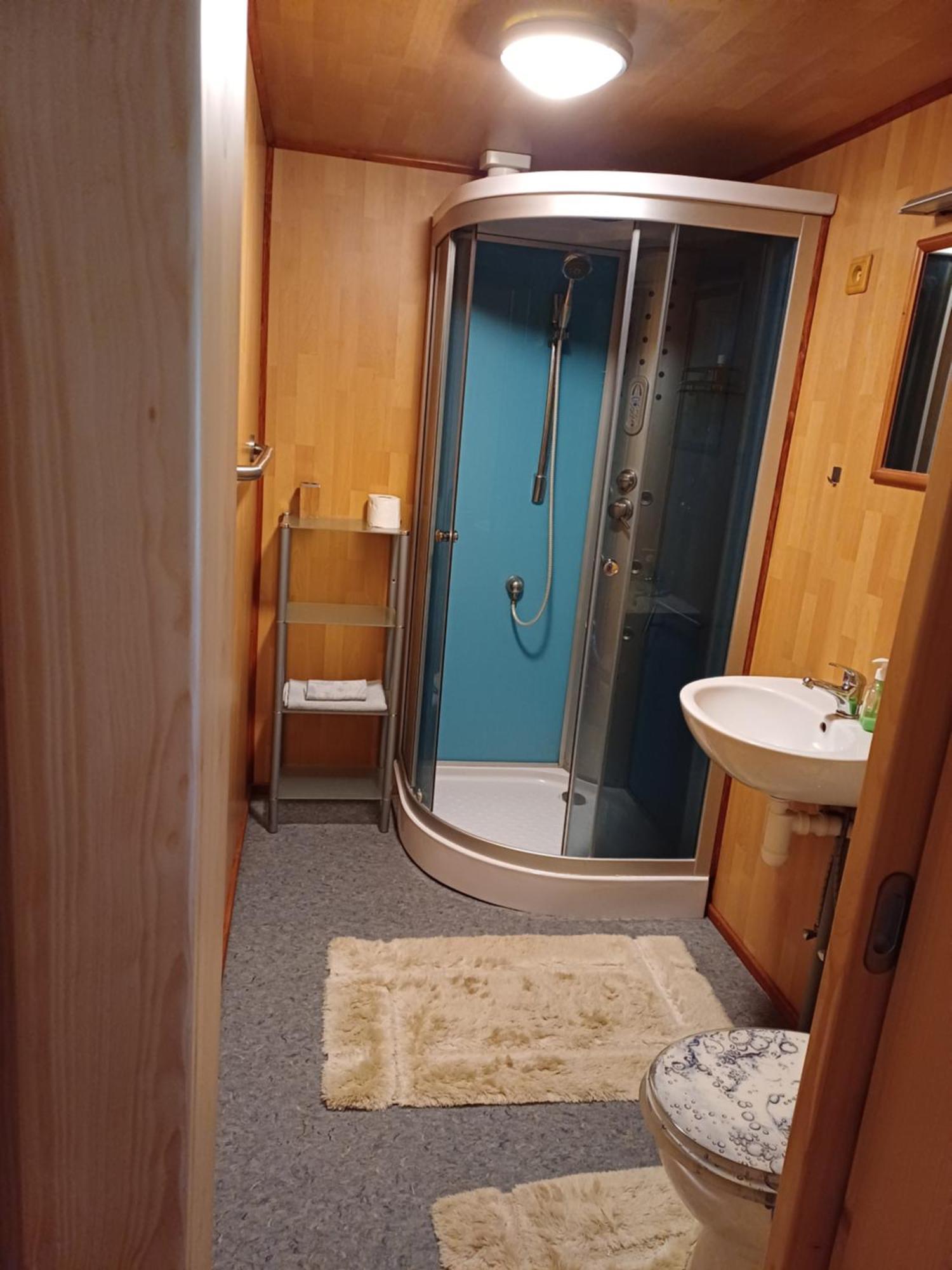 Prazova Bouda Hotel Dobre Luaran gambar